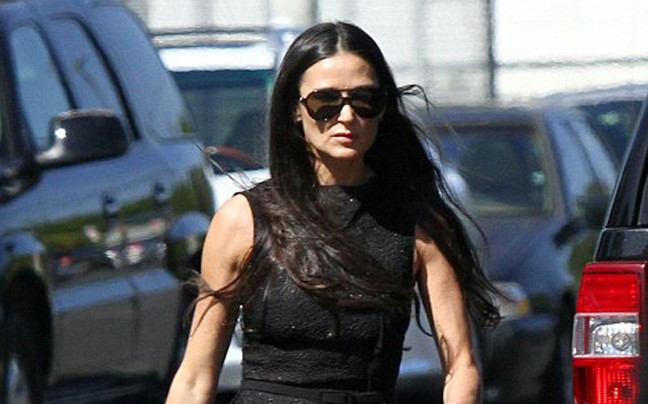 Η Demi Moore στη Μύκονο