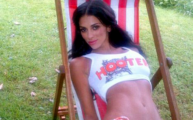 Η Georgia Salpa… λιάζεται