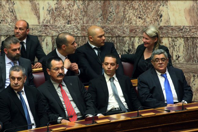 «Ζητούν και άλλα δισ. οι τοκογλύφοι»