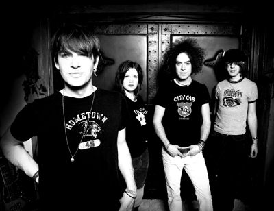 Αναβάλλεται η συναυλία των Dandy Warhols στον Λυκαβηττό