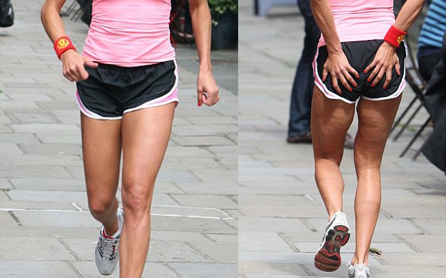 Πόδια γεμάτα κυτταρίτιδα