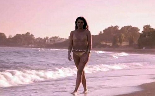 Η Jessica Wright το… γύρισε στο τραγούδι