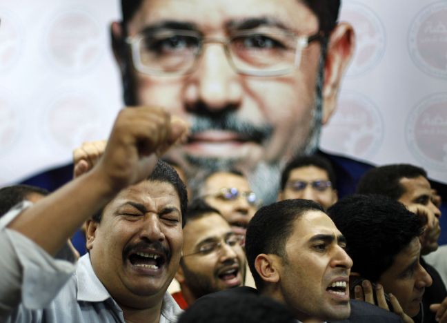Σύσφιξη των σχέσεων με το Ιράν θέλει ο Μόρσι
