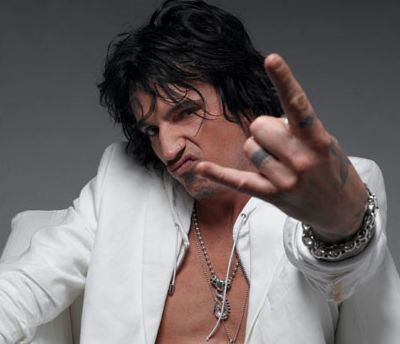 Στην Ελλάδα ο Tommy Lee