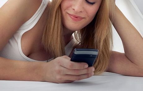 Απαγορεύτηκε το sexting στην Αυστραλία