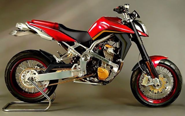 Η νέα MV Agusta Rivale θα έχει 800cc