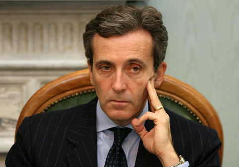 Μείωση δαπανών κατά 10 δισ. σχεδιάζει ο ιταλός υπουργός Εξωτερικών