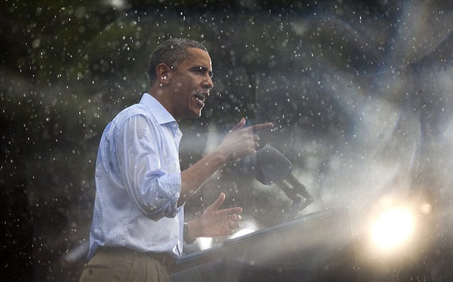 Ομιλία υπό βροχή για τον Αμερικανό πρόεδρο