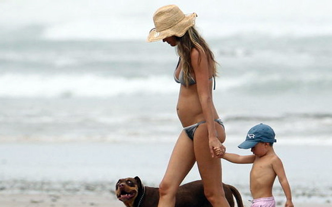 Έγκυος η Gisele