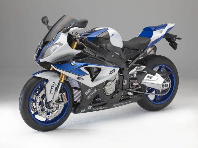 Επίσημα το Σεπτέμβριο η νέα ΒΜW S1000RR HP4