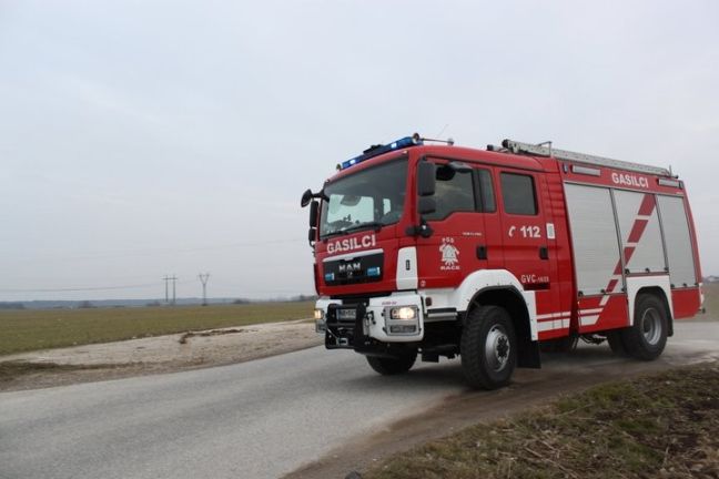 Φωτιά σε περιοχή με πυρομαχικά στη Σλοβενία