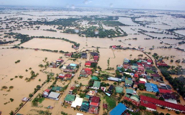 Σχεδόν 2 εκατ. οι πληγέντες από τις πλημμύρες στις Φιλιππίνες