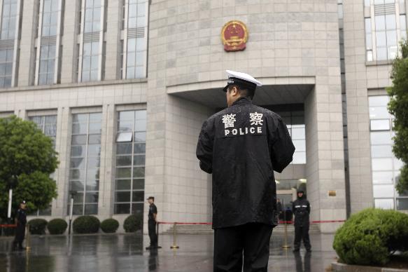 Άρχισε η δίκη Κινέζας δικηγόρου για το φόνο Βρετανού