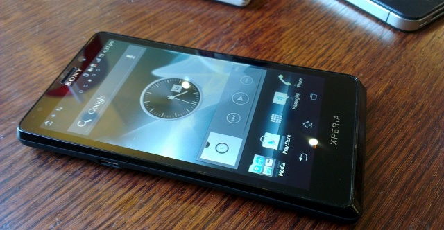 Διέρρευσαν οι πρώτες φωτογραφίες του Sony Xperia LT30p