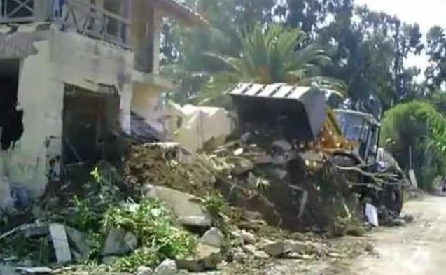 Κατεδαφίστηκαν απαλλοτριωμένα σπίτια στο Ρίο