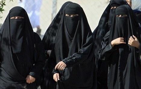 Ηλεκτρονικά ελέγχονται οι γυναίκες στη Σ. Αραβία