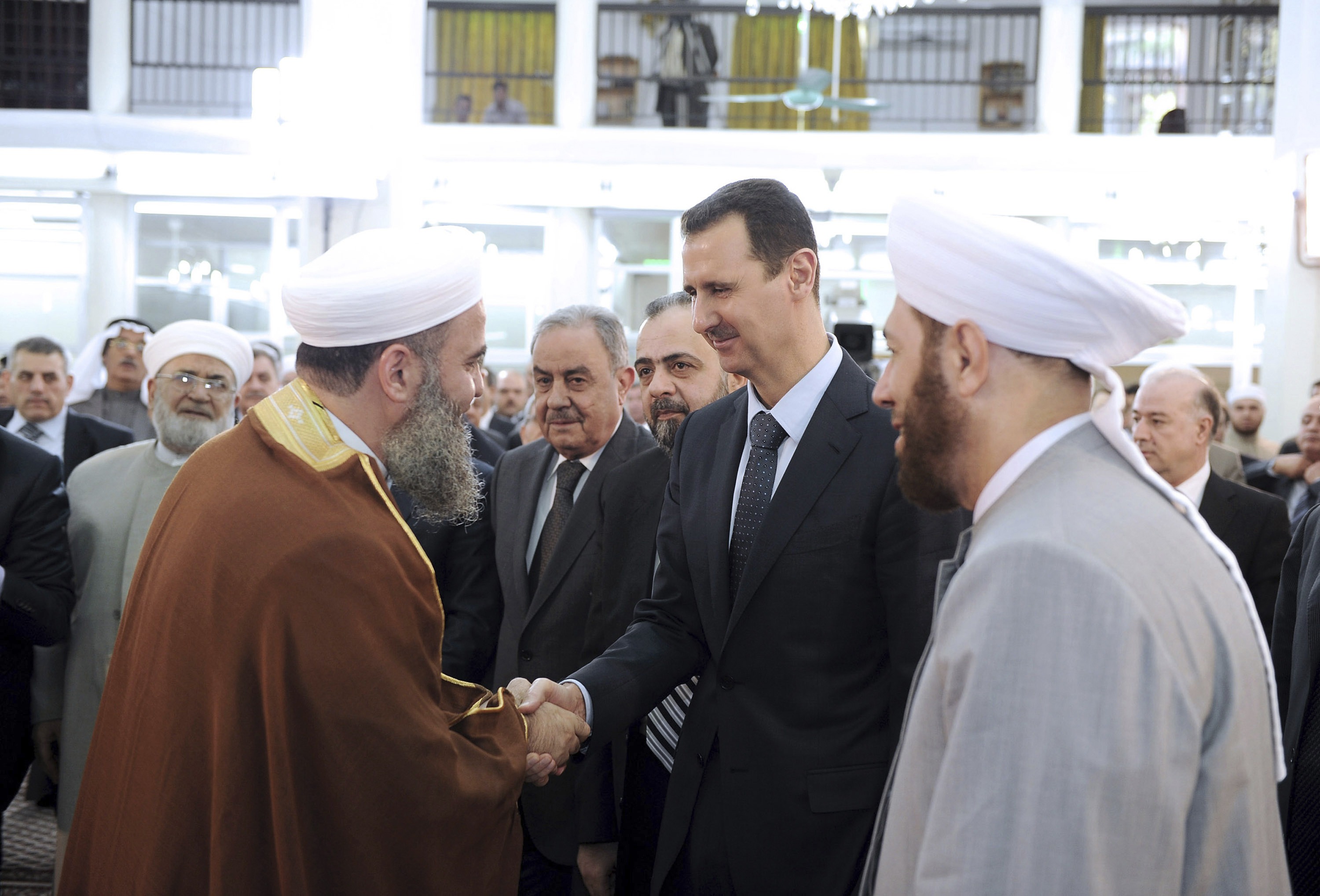 Η πρώτη δημόσια εμφάνιση του Άσαντ από τον Ιούλιο