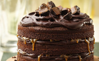 Devil&#8217;s food cake