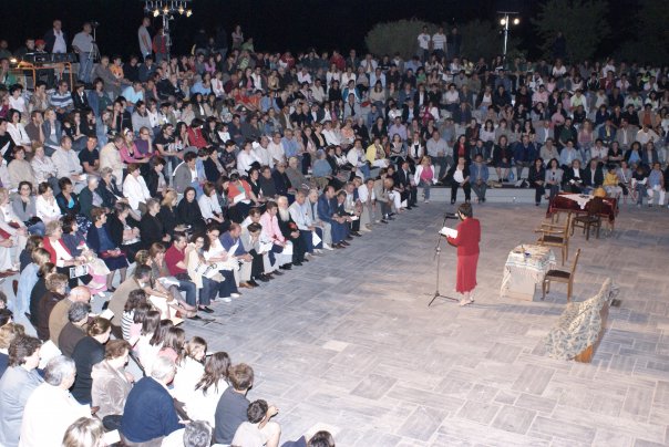 Το Ερασιτεχνικό Θέατρο&#8230; πάει Δίστομο