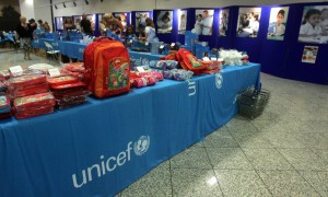 Bazaar της Unicef στο μετρό Συντάγματος