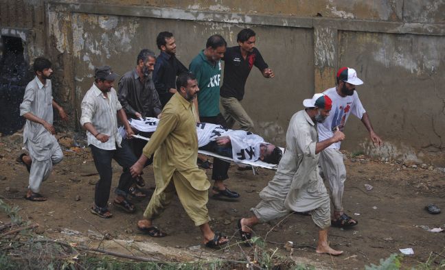 Τουλάχιστον 10 νεκροί από εκρήξεις στο Πακιστάν