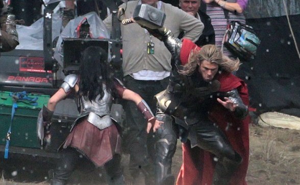 Φωτογραφίες από τα παρασκήνια της ταινίας «Thor 2»