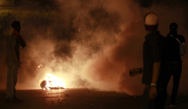 Συγκρούσεις στην αμερικανική πρεσβεία στο Κάιρο