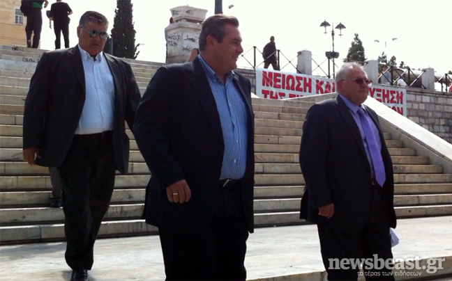 «Στο Ειδικό Δικαστήριο όσοι οδήγησαν τη χώρα στην εξαθλίωση»