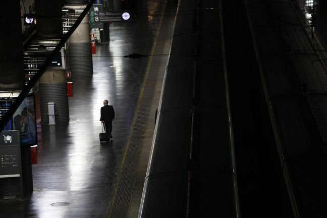 «Παρέλυσαν» οι συγκοινωνίες στην Ισπανία