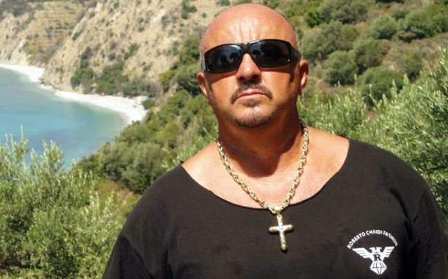 Ο «στρατιώτης» της Χρυσής Αυγής με το πεντάστερο ξενοδοχείο στην Αλβανία