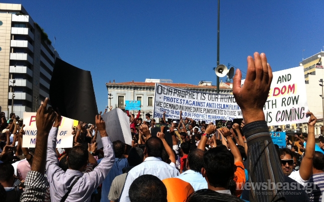 Κάλεσμα των Αδελφών Μουσουλμάνων για αποχώρηση των διαδηλωτών