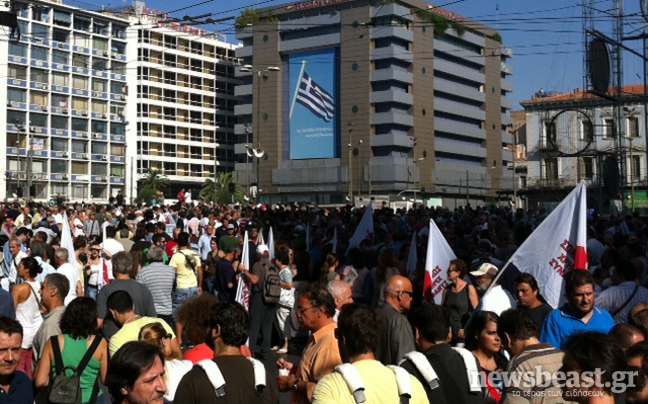 Κλειστοί οι δρόμοι γύρω από την Ομόνοια