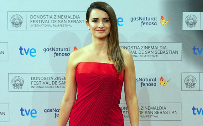 Σέξι μαμά η Penelope Cruz