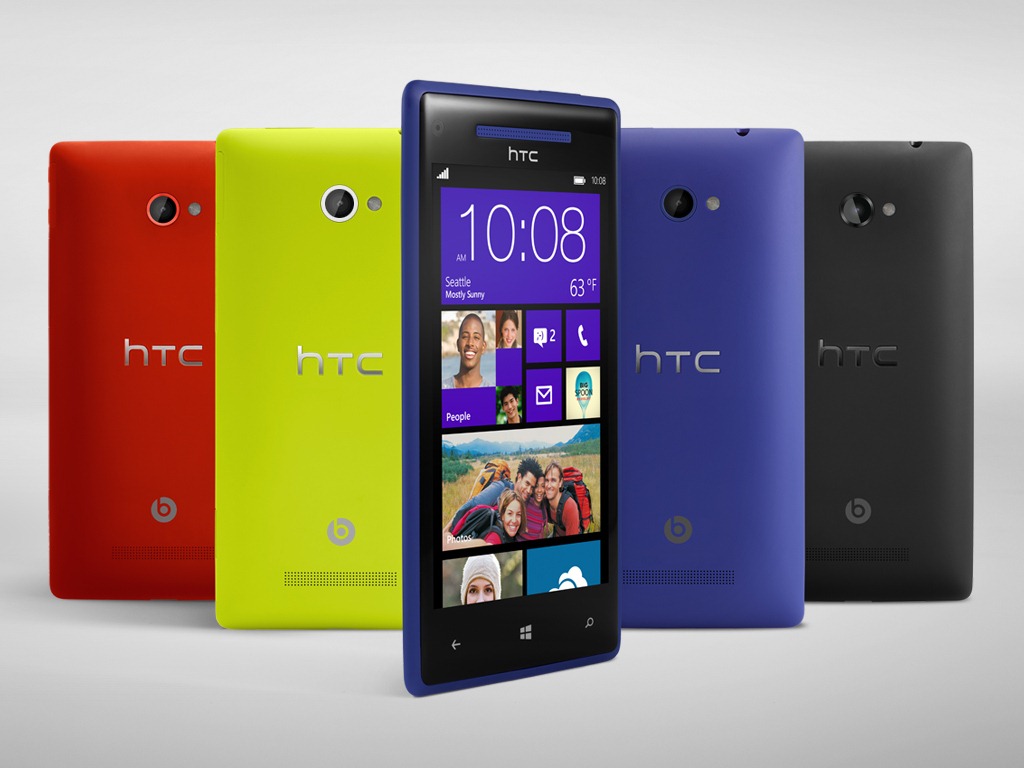 Διαθέσιμο σε online καταστήματα το HTC 8X