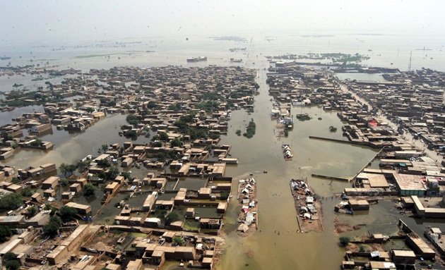 Στους 371 οι νεκροί από τις πλημμύρες στο Πακιστάν