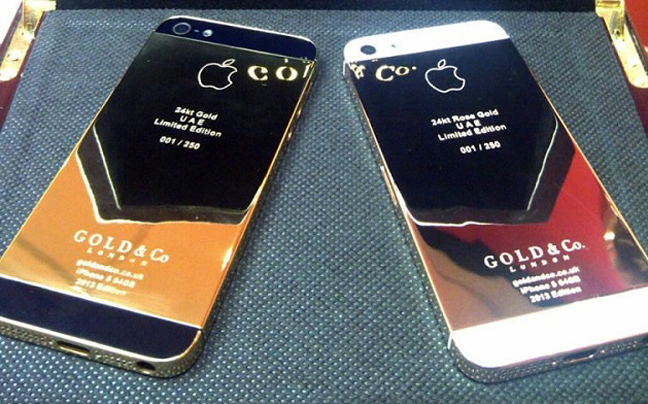 Παρουσιάστηκε το πρώτο χρυσό iPhone 5