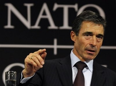Παρατείνεται η θητεία του Ράσμουσεν στην ηγεσία του ΝΑΤΟ