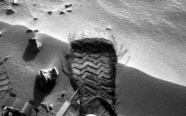 Το πρώτο αποτύπωμα του Curiosity στον Άρη