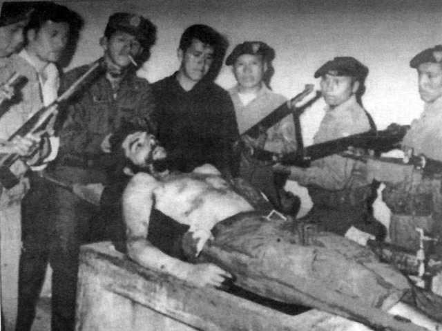 Σαραπέντε χρόνια από την δολοφονία του Ερνέστο Τσε Γκεβάρα