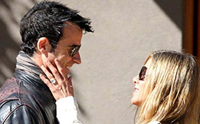 Παντρεύεται η Jennifer Aniston με τον Justin Theroux