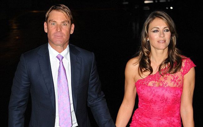 Χάρμα οφθαλμών η Elizabeth Hurley