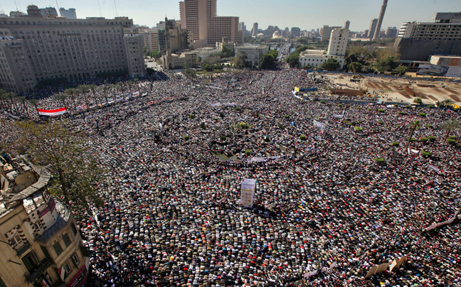 «Αιγύπτιοι, βγείτε και πάλι στους δρόμους»
