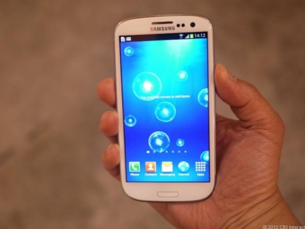 Παρουσιάζεται αύριο το μικρότερο Galaxy S III