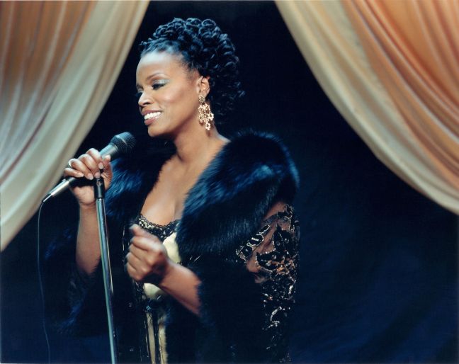 Τζαζ ήχοι με Dianne Reeves στο Gazarte