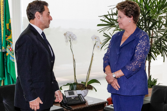 Με την πρόεδρο της Βραζιλίας συναντήθηκε ο Σαρκοζί