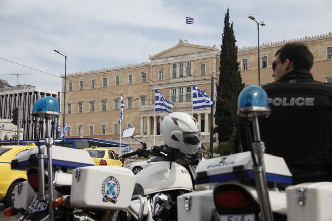 Στις 11:00 η μαθητική παρέλαση στο Σύνταγμα