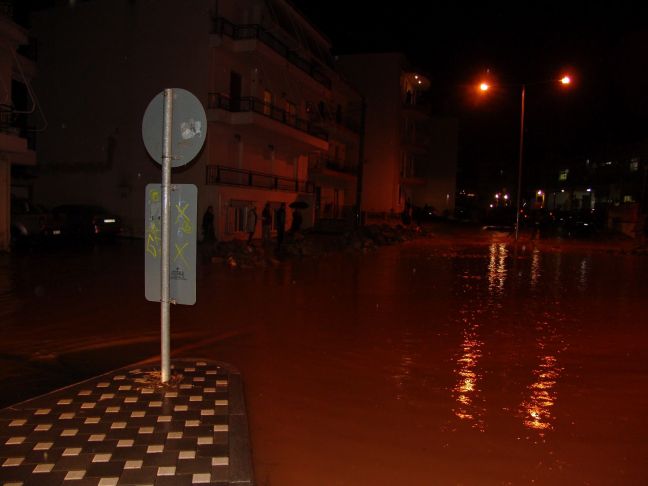 Χάος από τη βροχή στην Τρίπολη