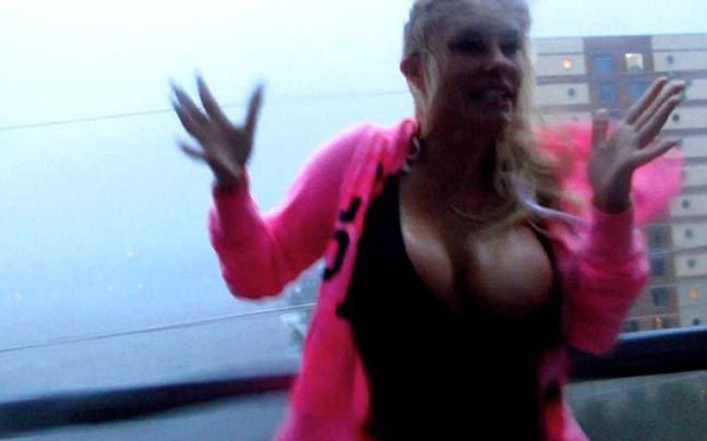 Η Coco «παλεύει» με τον τυφώνα Σάντι