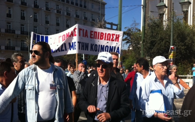 Στην πρώτη γραμμή των διαδηλώσεων ο Θ. Λυμπερόπουλος