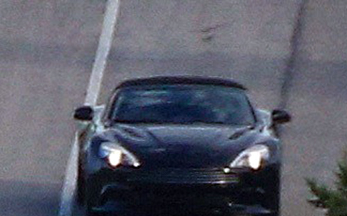 Η έκδοση roadster της Vanquish